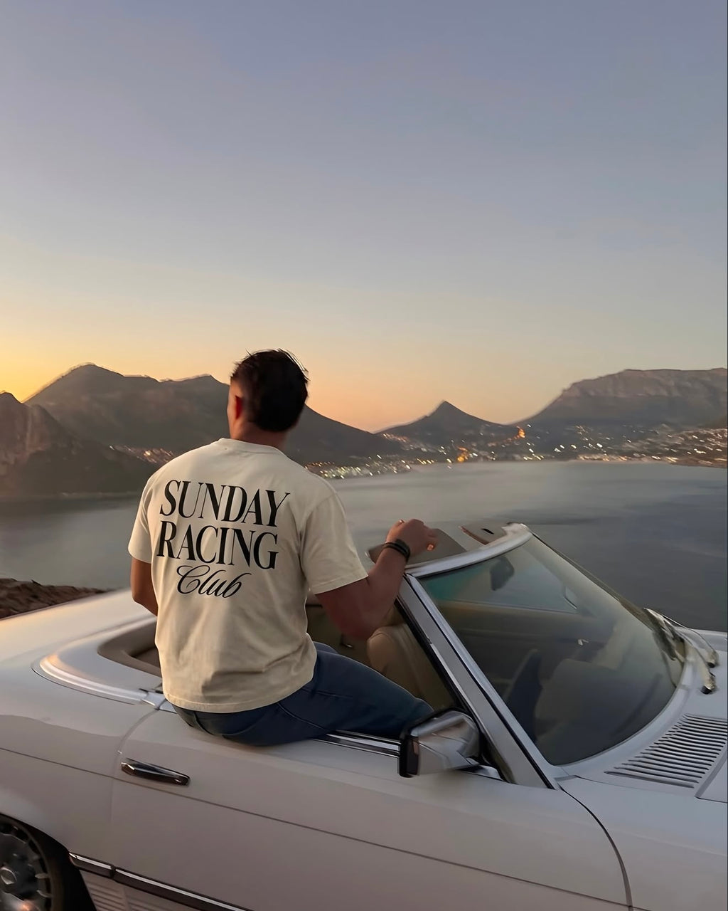 Sunday Racing Club Unisex Baskılı T-Shirt