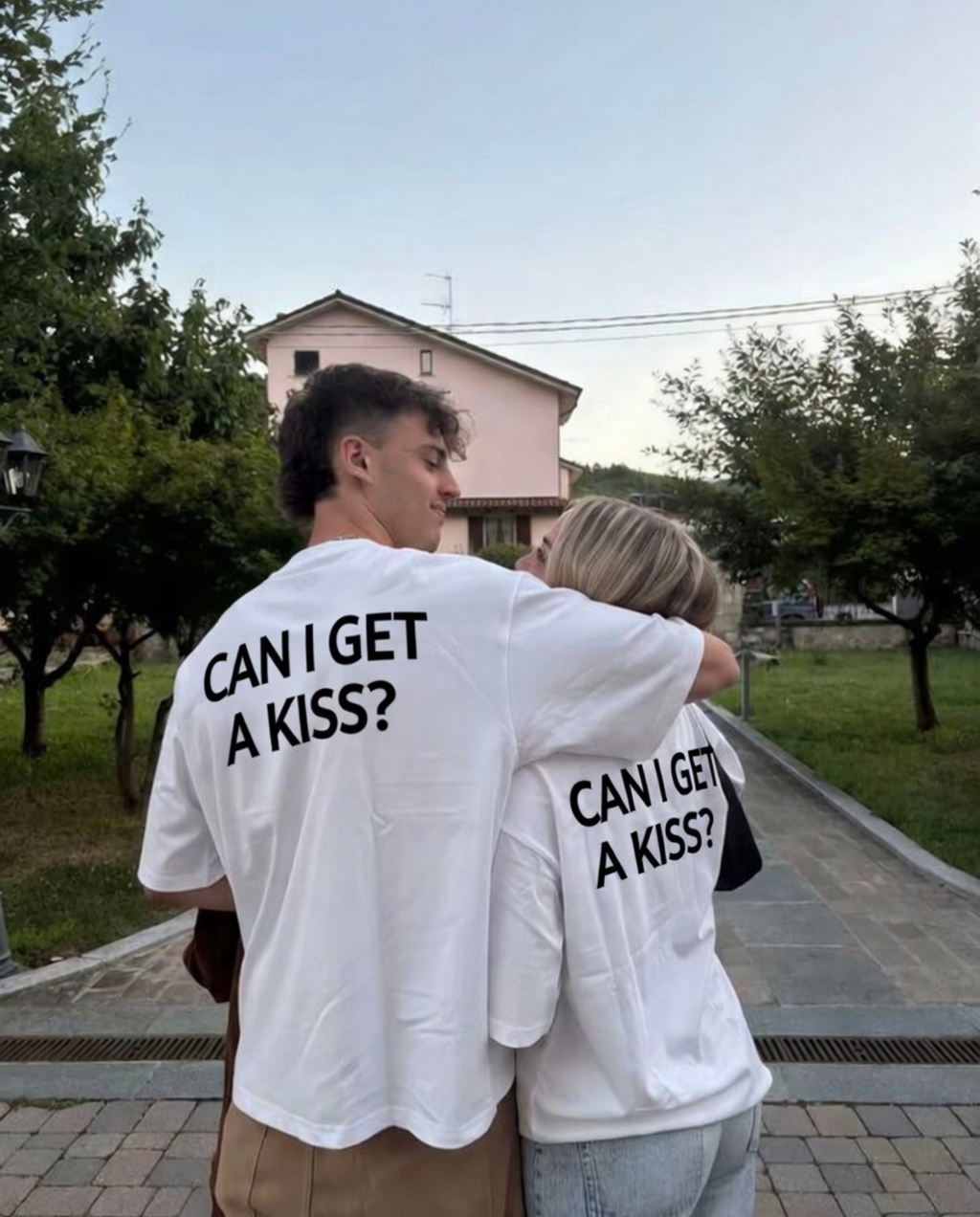 Can i Get Kiss Unisex Baskılı T-Shirt