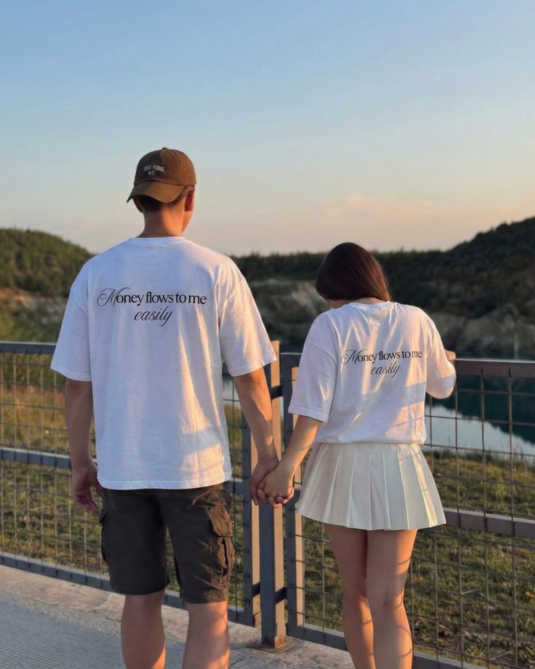 Manifest: Para Bana Kolayca Akıyor Unisex Baskılı T-Shirt