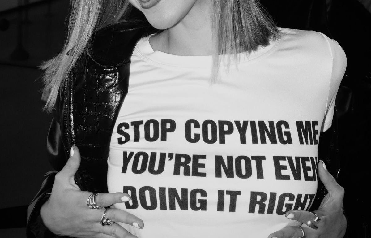 Stop Copying Me Unisex Baskılı T-Shirt