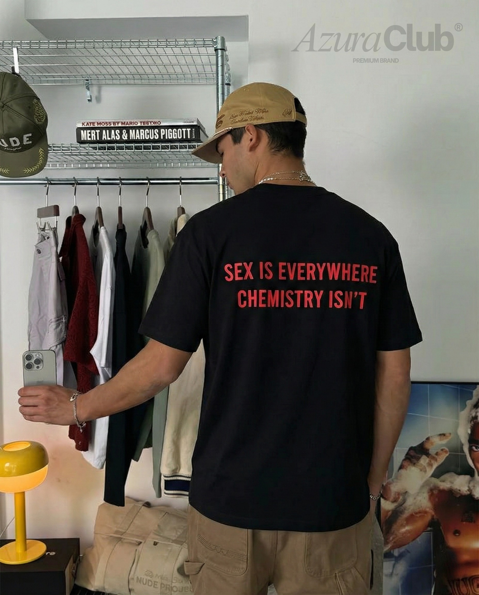 Sex is Everywhere Chemistry Isn’t Unisex Baskılı T-Shirt