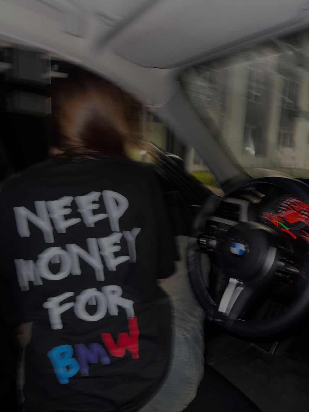 Need Money For BMW El Yazısı T-Shirt — Siyah
