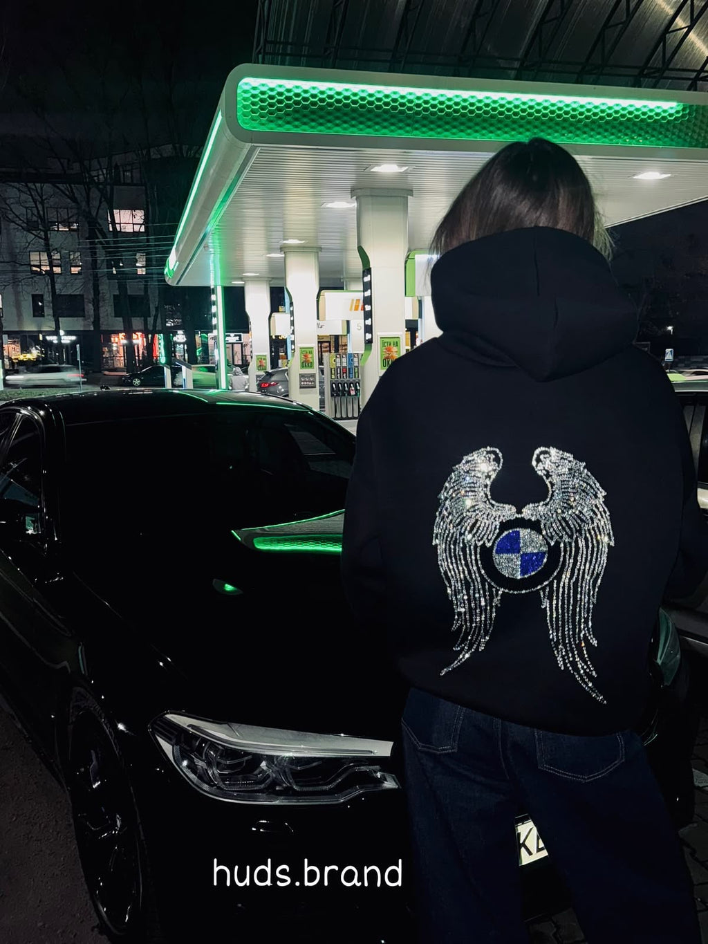Kanatlı BMW Grafik Hoodie — Siyah