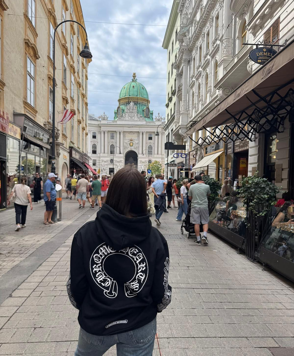 Chrome Horseshoe Floral Hoodie — Siyah — yeni gönderi 4